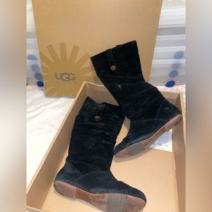 Ugg - black suede boots